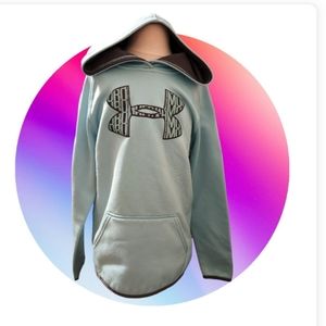 New listing ❄️ Under armour hoodie
